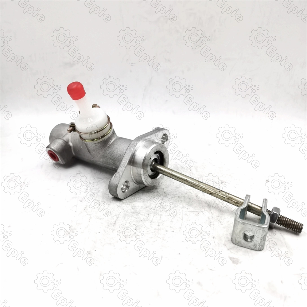 ME507832 Clutch Master Cylinder for Mitsubishi