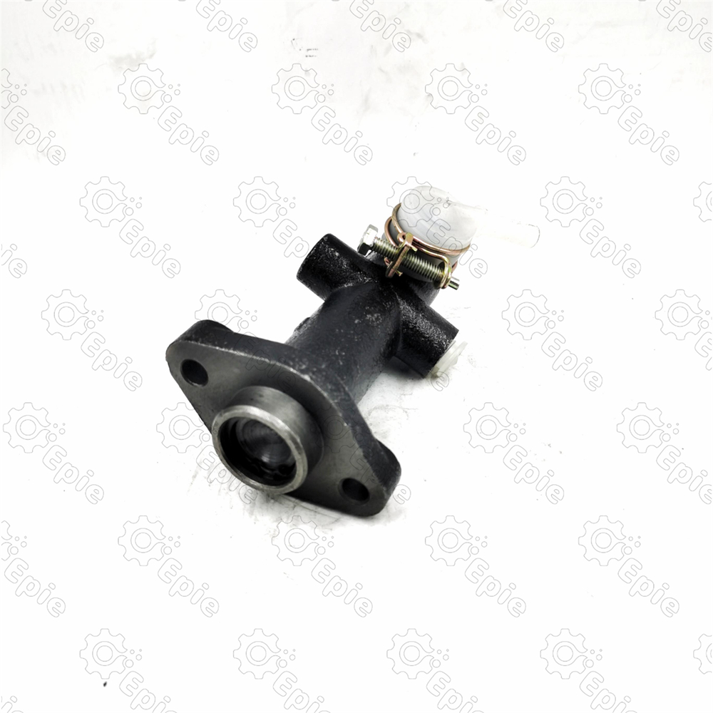 ME607348 MC125304 Clutch Master Cylinder for Mitsubishi