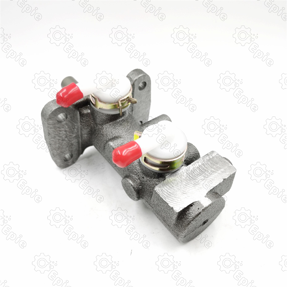 MK384489  MK429255 Brake Master Cylinder for Mitsubishi