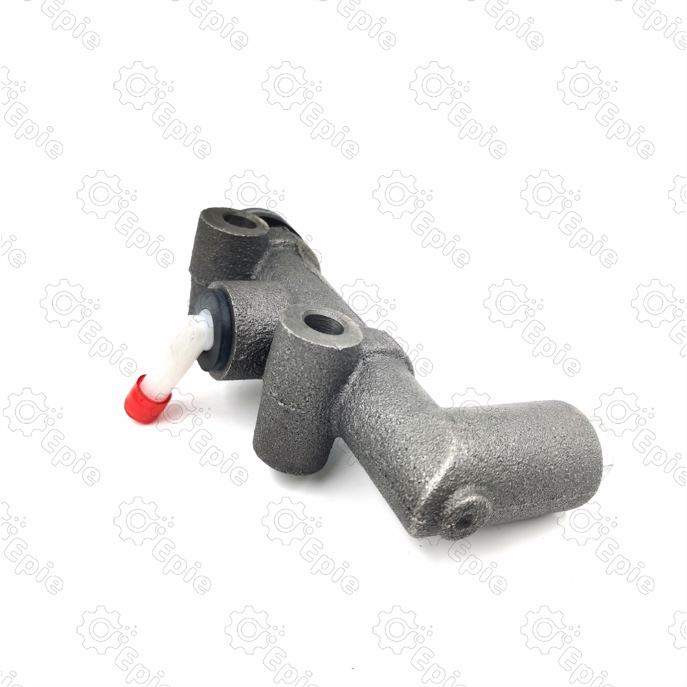 W023-41-990 High quality Clutch master cylinder for Mazda