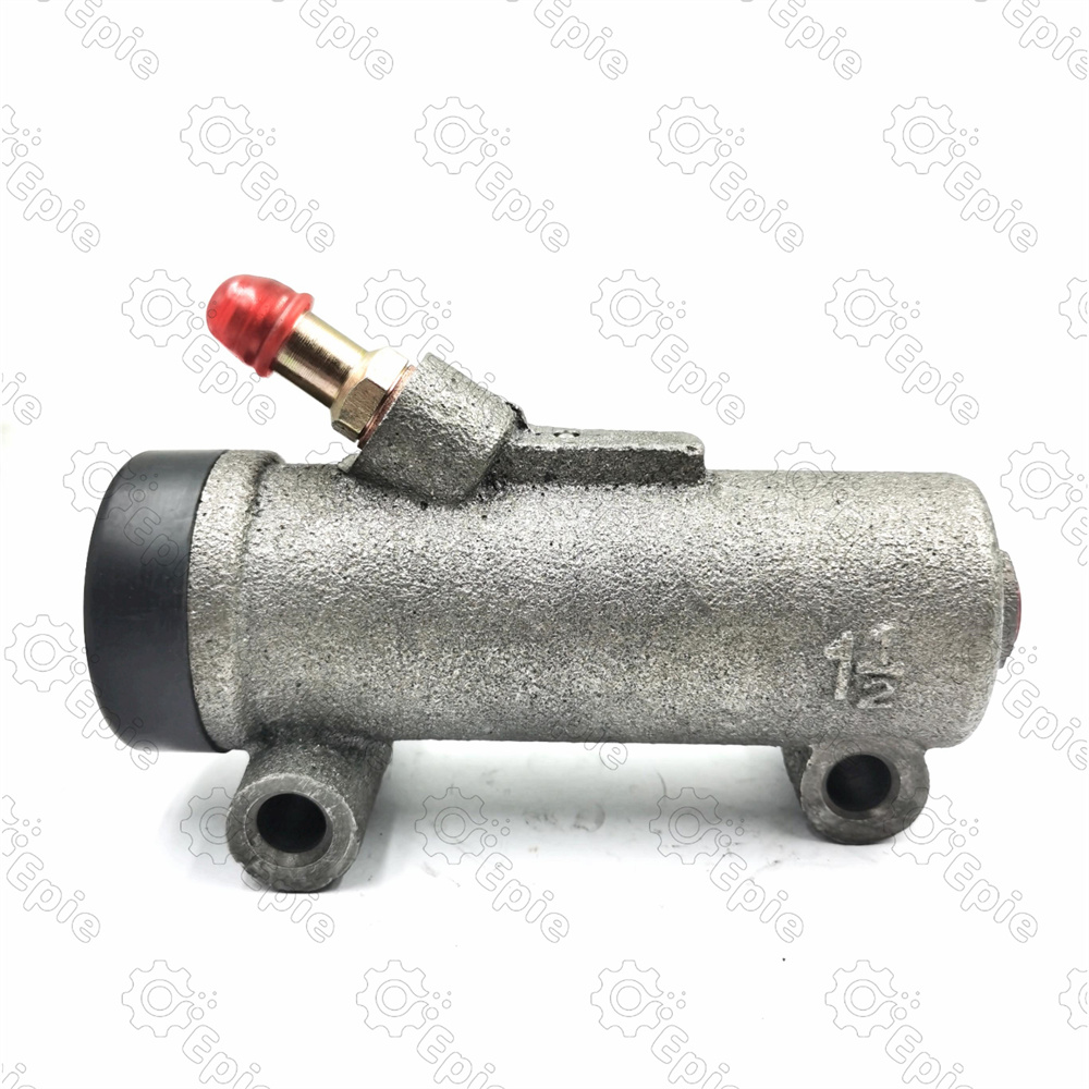 MC821449 Japanese truck brake master cylinder for Mitsubishi