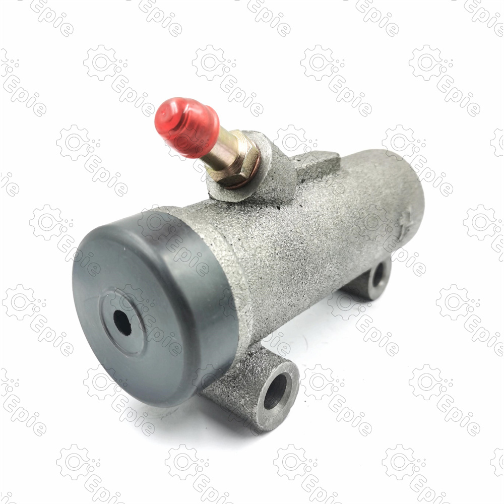 MC821449 Japanese truck brake master cylinder for Mitsubishi