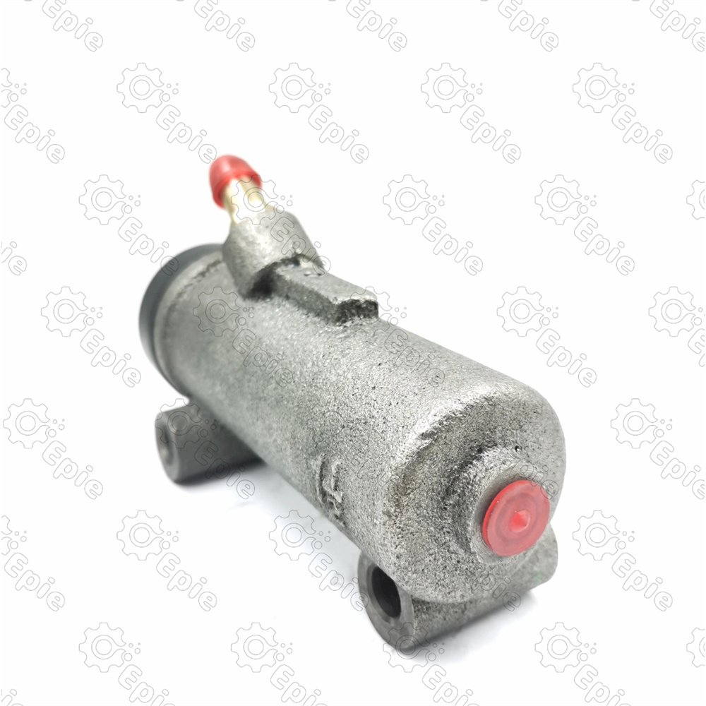 MC821449 Japanese truck brake master cylinder for Mitsubishi