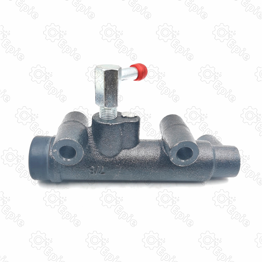 Epie 1-47500-239-1 Clutch master cylinder for Isuzu 1-47500-239-2