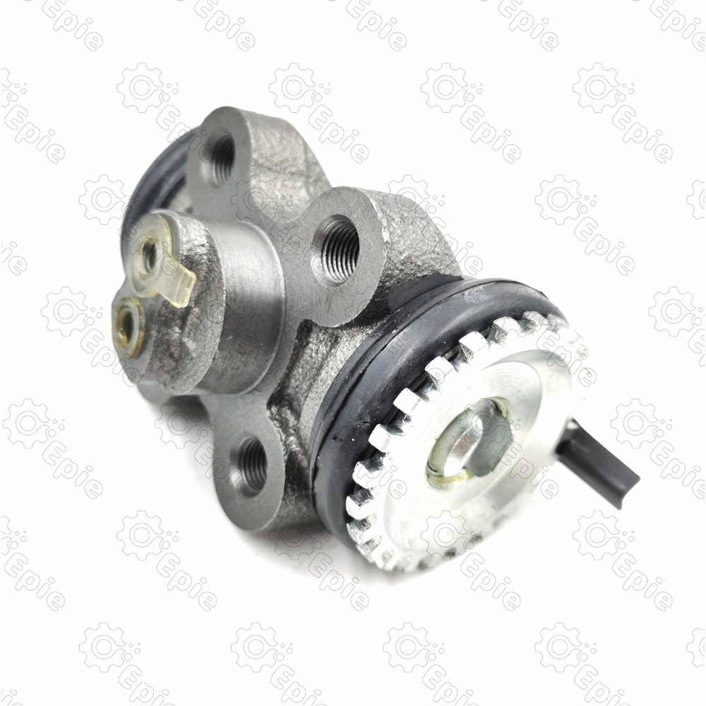 OEM 1-47600-586-0 For Isuzu brake wheel cylinder in stock