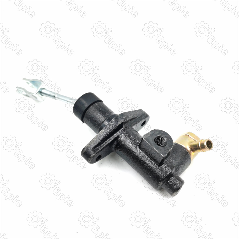 31410-87315 High quality clutch master cylinder for Toyota Daihatsu
