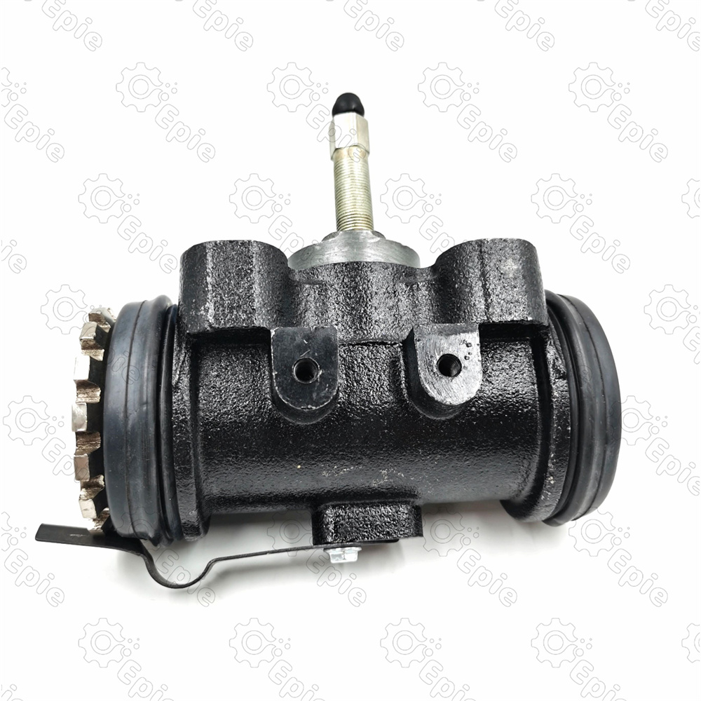 44100-90018 Genuine quality brake wheel cylinder for Nissan UD truck
