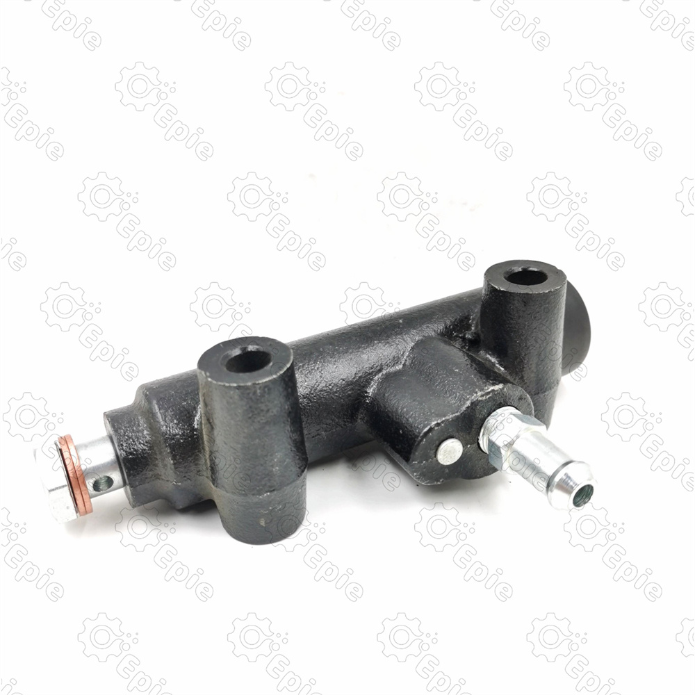 47500-024 Epie High quality clutch master cylinder for Isuzu