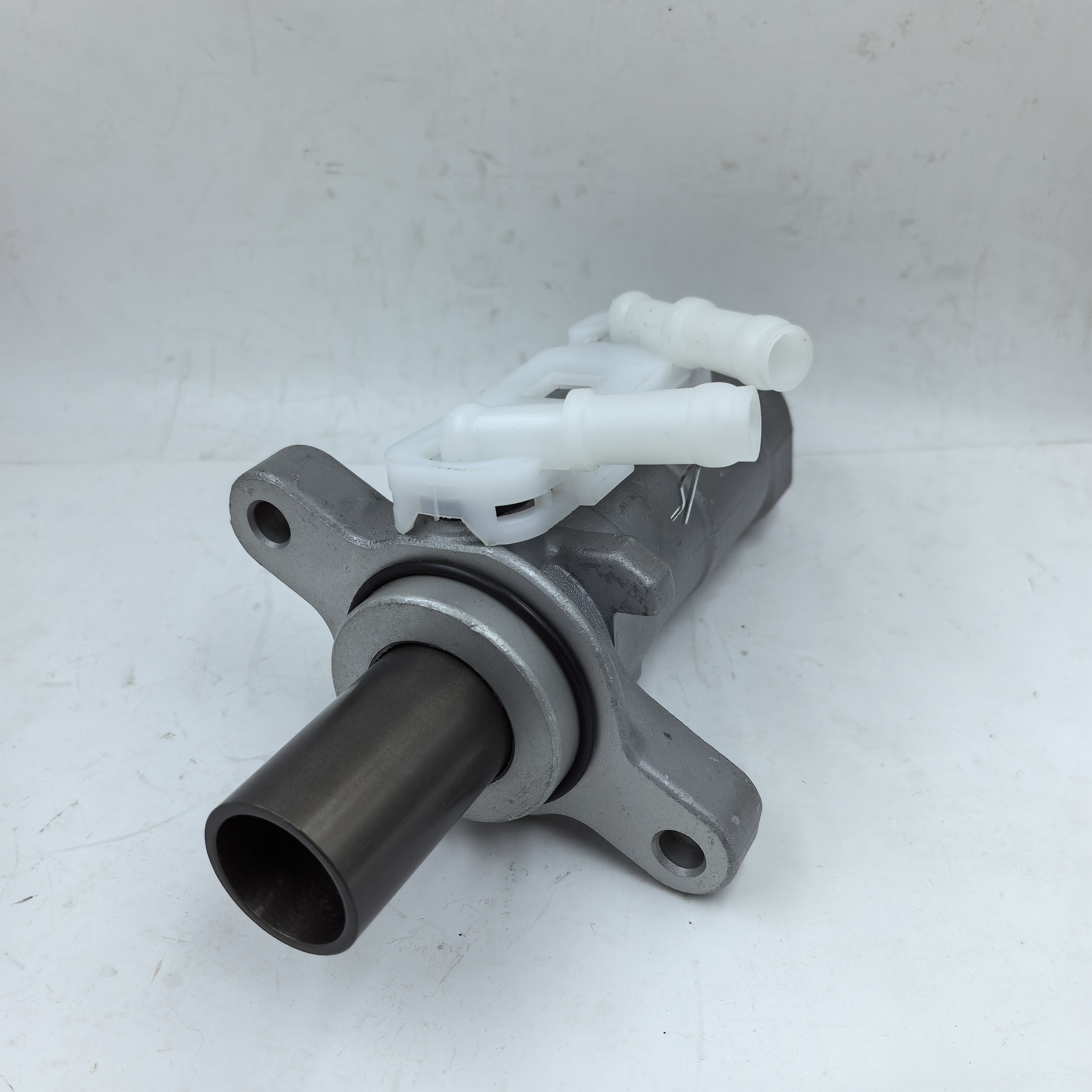 EPIE Supply Original Quality 47201-37290 Brake Master Cylinder For TOYOTA Coaster 47201-37170