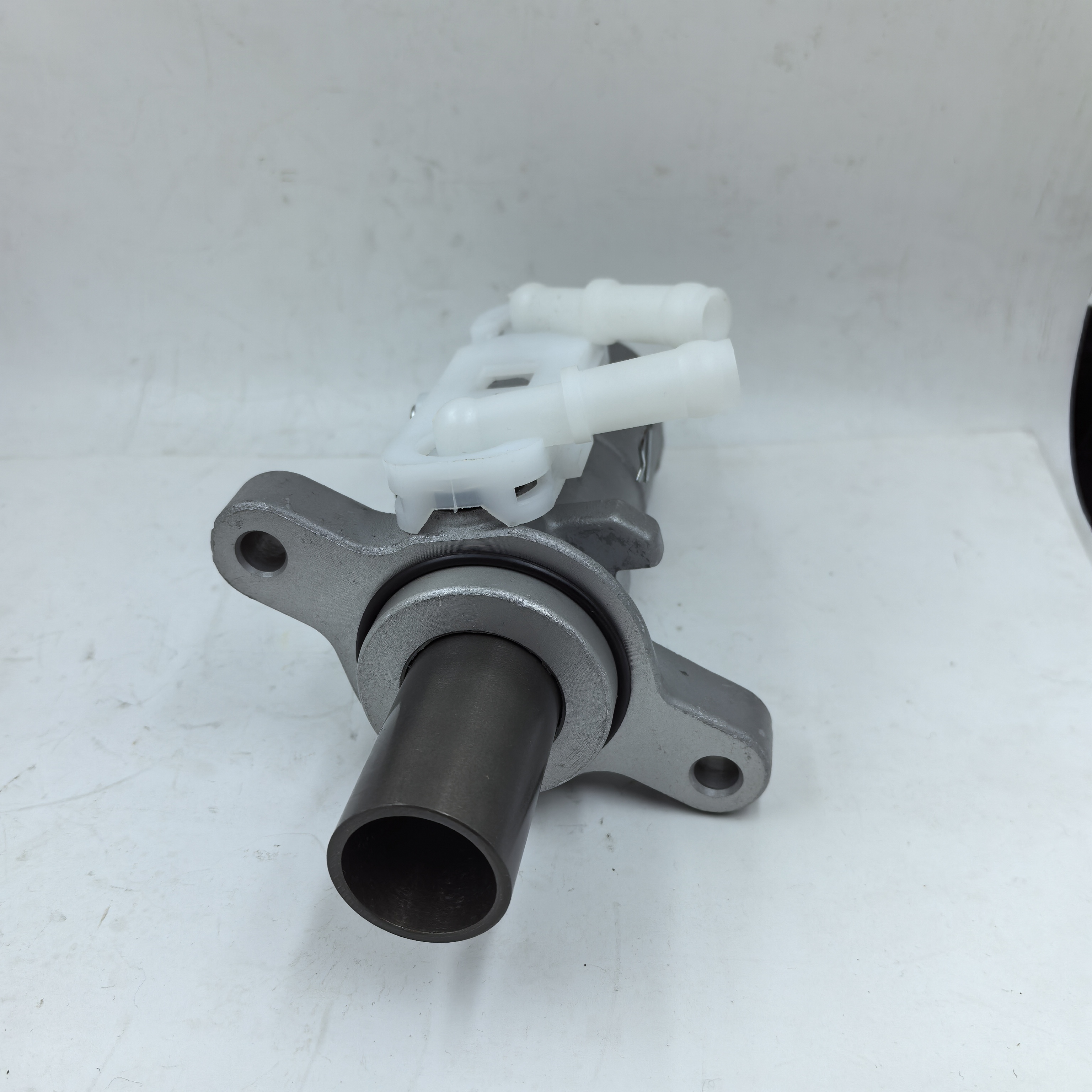 EPIE Supply Original Quality 47201-37290 Brake Master Cylinder For TOYOTA Coaster 47201-37170