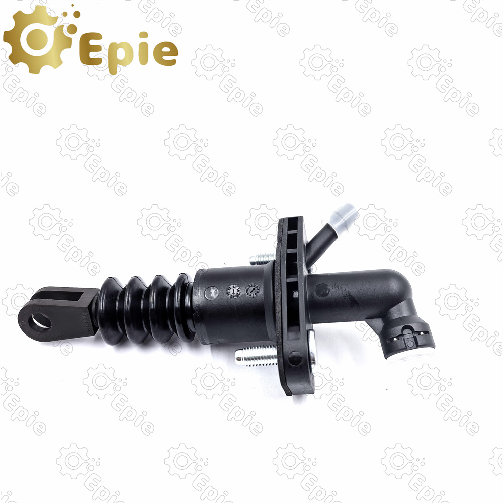 Epie  23810-64J00 23810-64J20 Clutch Master Cylinder For SUZUKI GRAND VITARA 