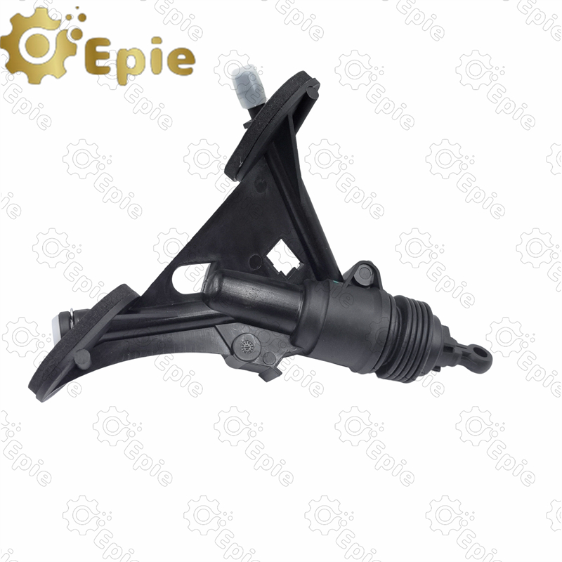 6C117A543AD 1423667 OEM Genuine hydraulic clutch master cylinder for Ford