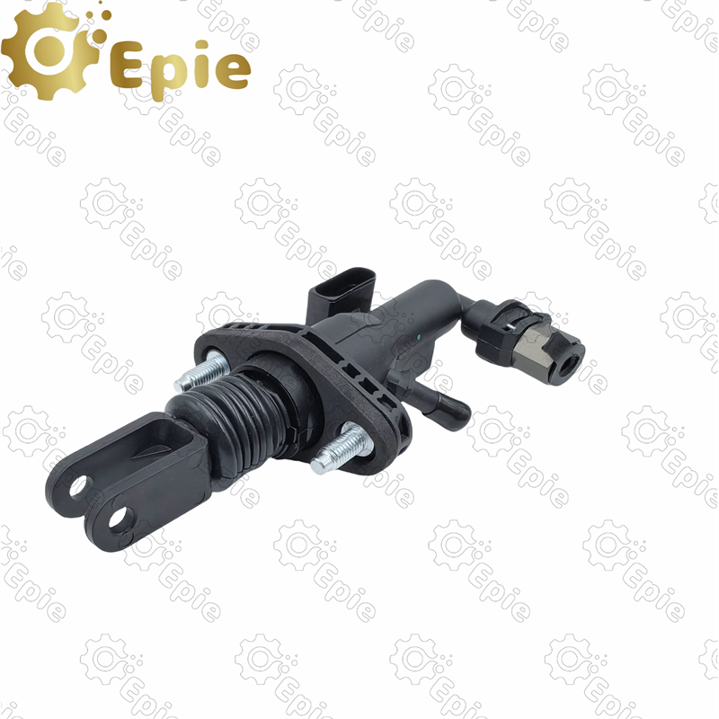 8-98482-012-0 For Isuzu D-MAX plastic clutch master cylinder cheap price supplier