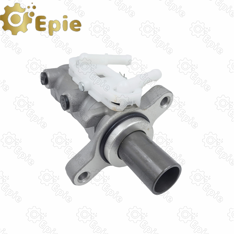 Cast Aluminum brake master cylinder OE 8-98127-461-0 for Isuzu NLR NPR 