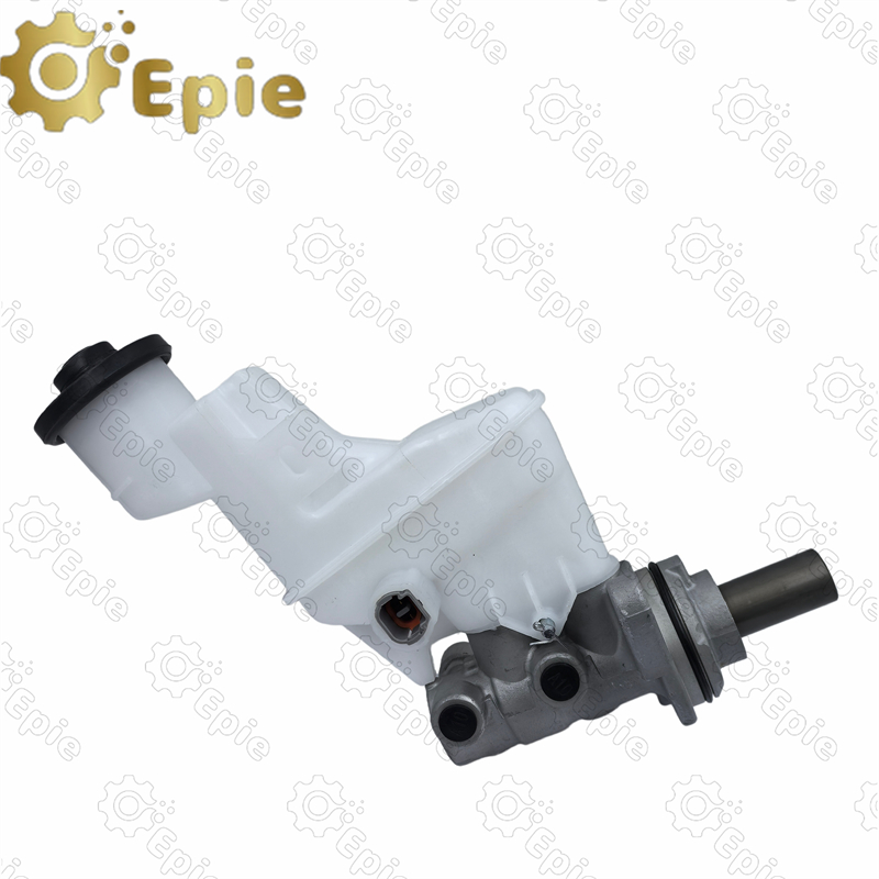 47201-BZ113 With oil tank brake master cylinder for Toyota