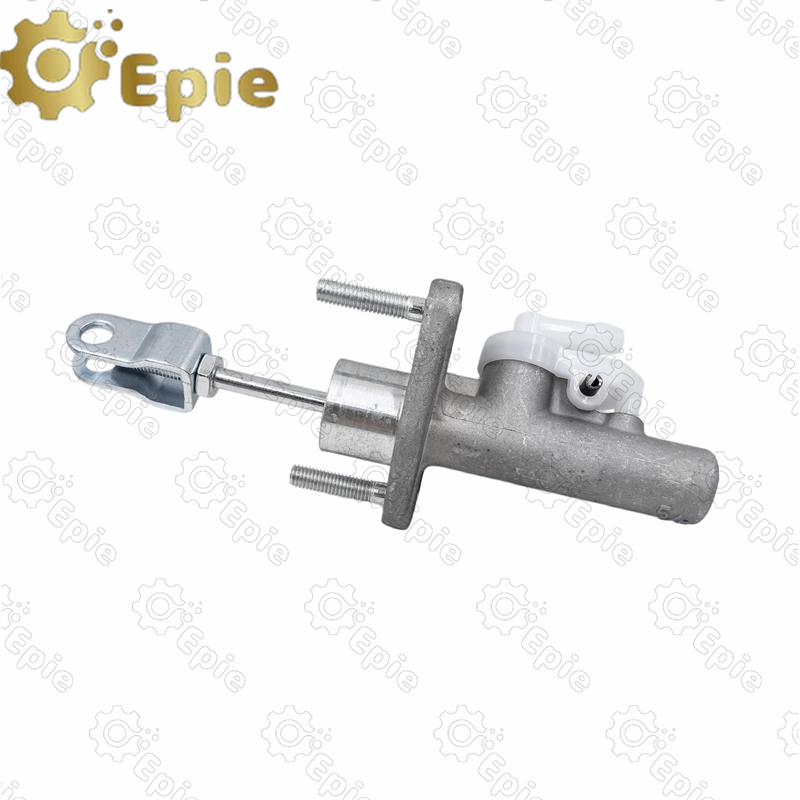 MR374499 oem quality clutch master cylinder assy for Mitsubishi 
